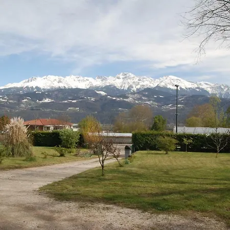 Comfy For Group And Family. Wonderful View!